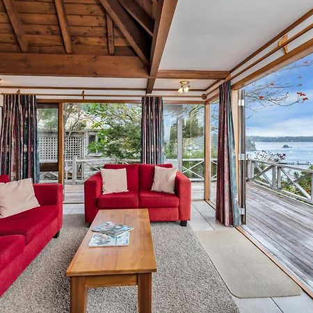 Te Maiki Retreat - Russell Holiday Home Exterior photo