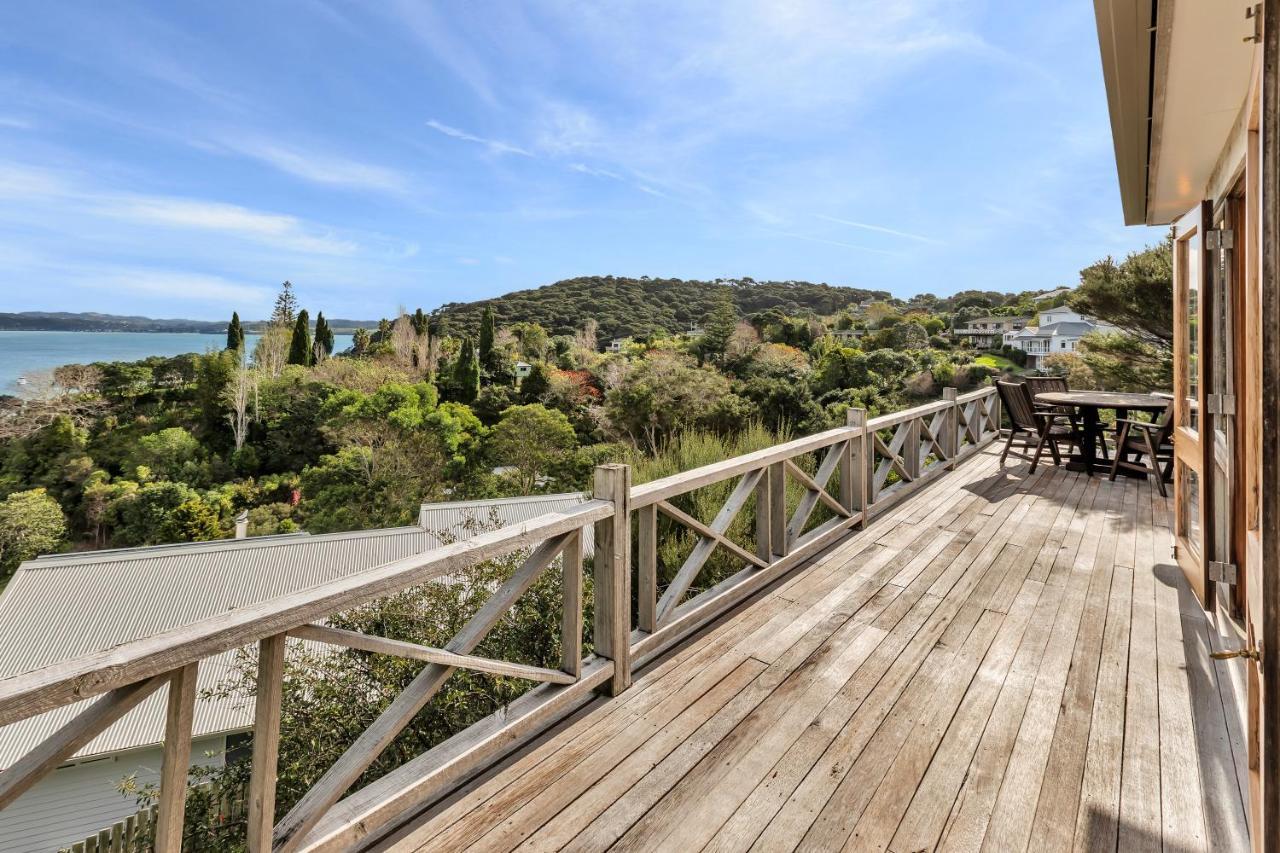 Te Maiki Retreat - Russell Holiday Home Exterior photo